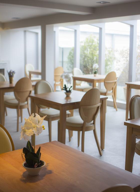 Hotel Las Terrazas Business Chillán Екстериор снимка